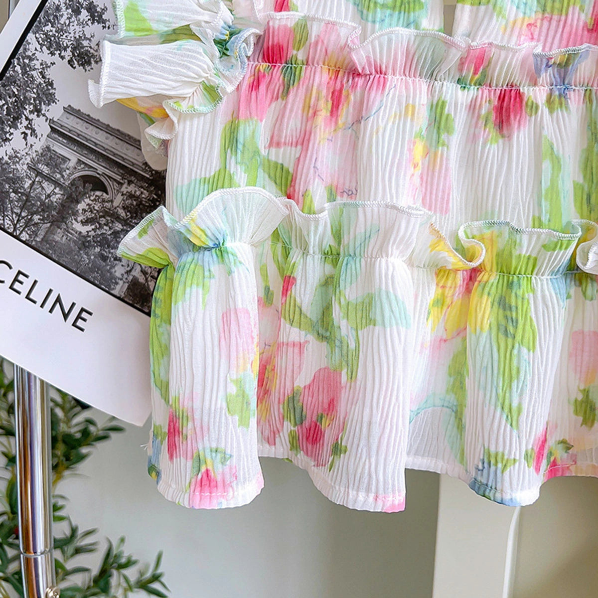 Girls Floral Printed Ruffle Peplum Top with Off-White Pleated Wide-Leg Pants Sets 2 pc. Sets