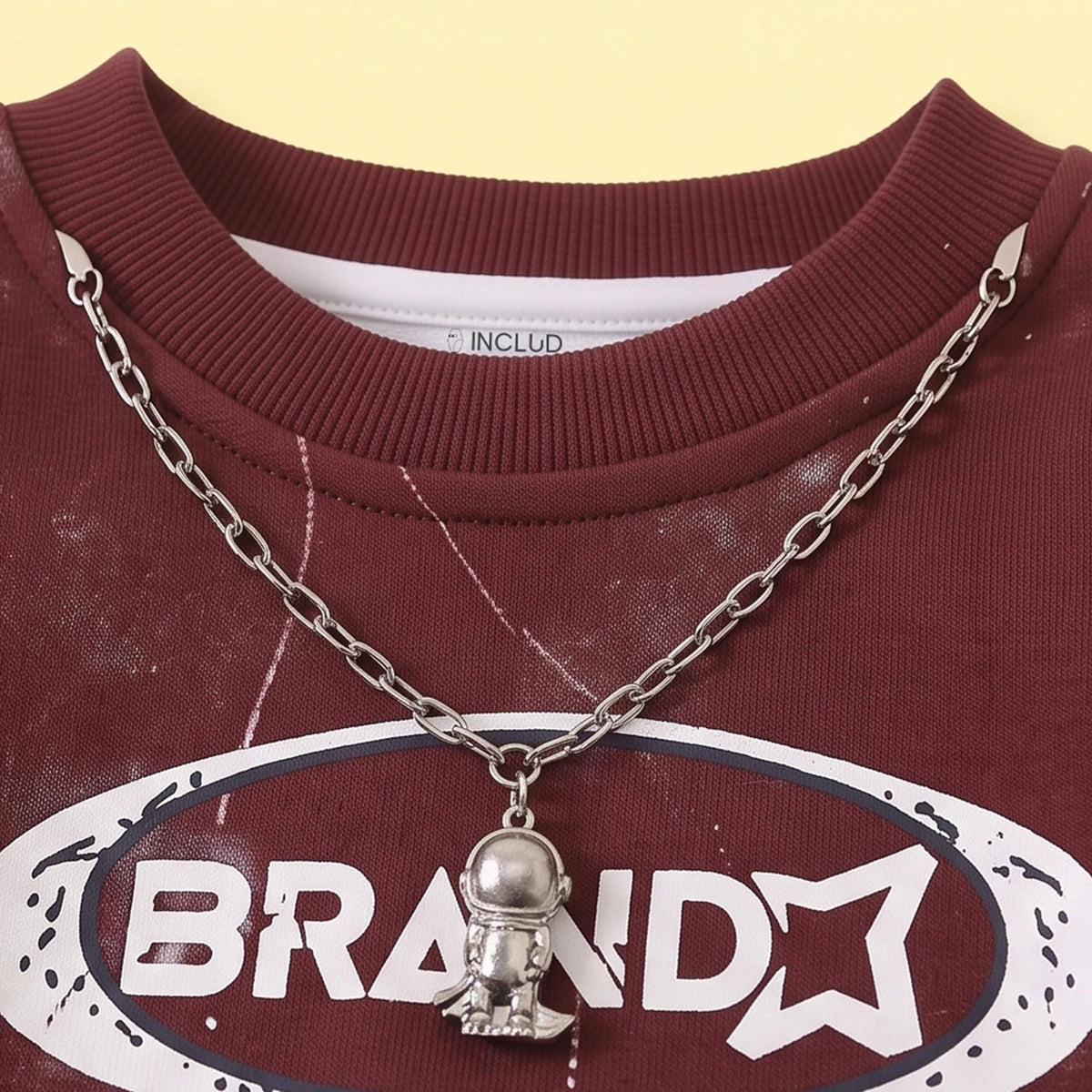 Boys Maroon Typographic Sweatshirt & Denim Cargo Pants Sets Sets
