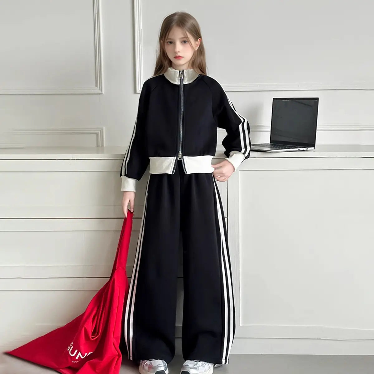 Girls Black Side Striped Zipper Jacket With Wide Leg Pants Sets Sets