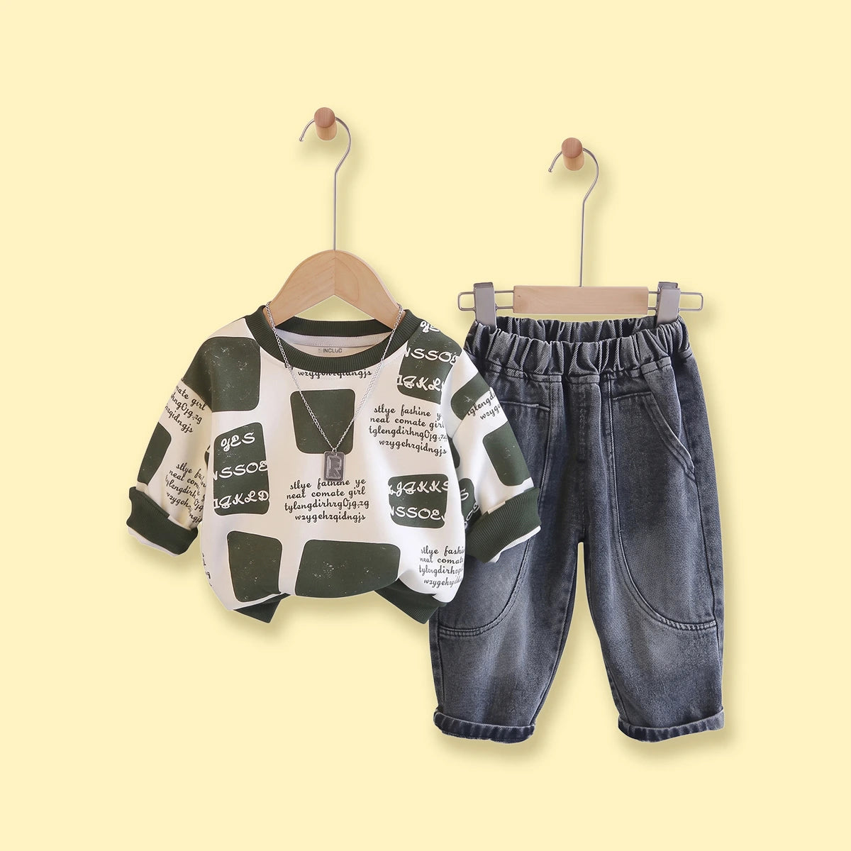 Boys Green Typographic Sweatshirt & Denim Pants Sets Sets Green 1-2 Y