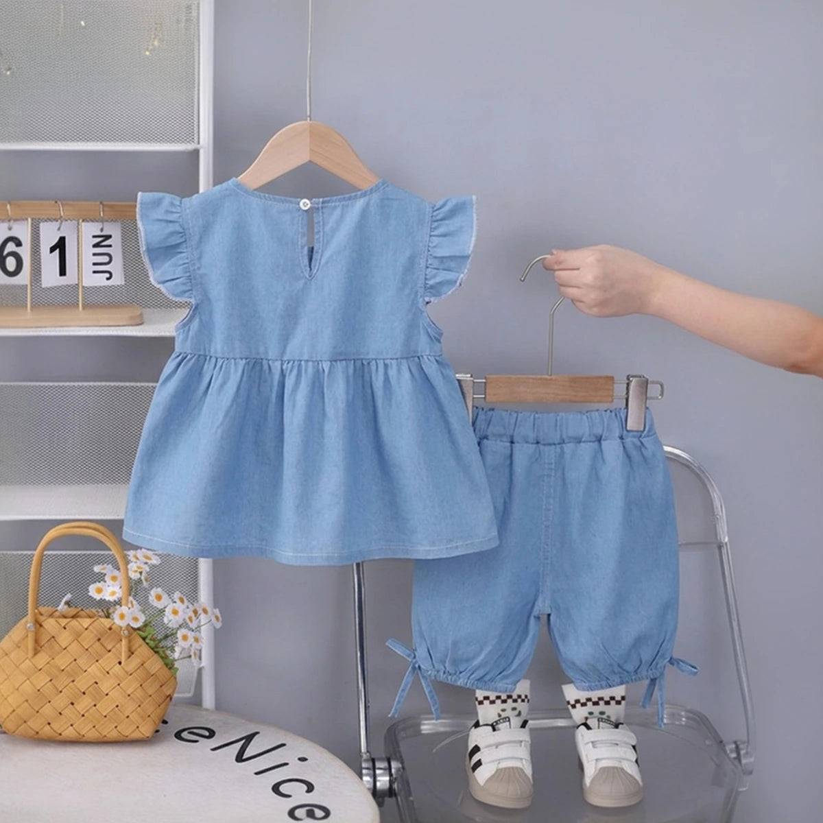 Girls Blue Bow Applique Flutter Sleeve With Elasticated Shorts Sets 2 pc. Sets
