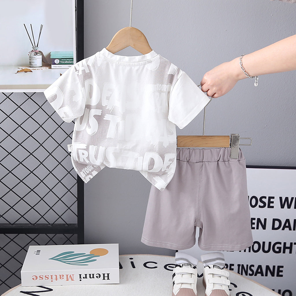 Boys Typographic Printed Contrast Pocket T-Shirt With Grey Shorts Set 2 pc. Sets