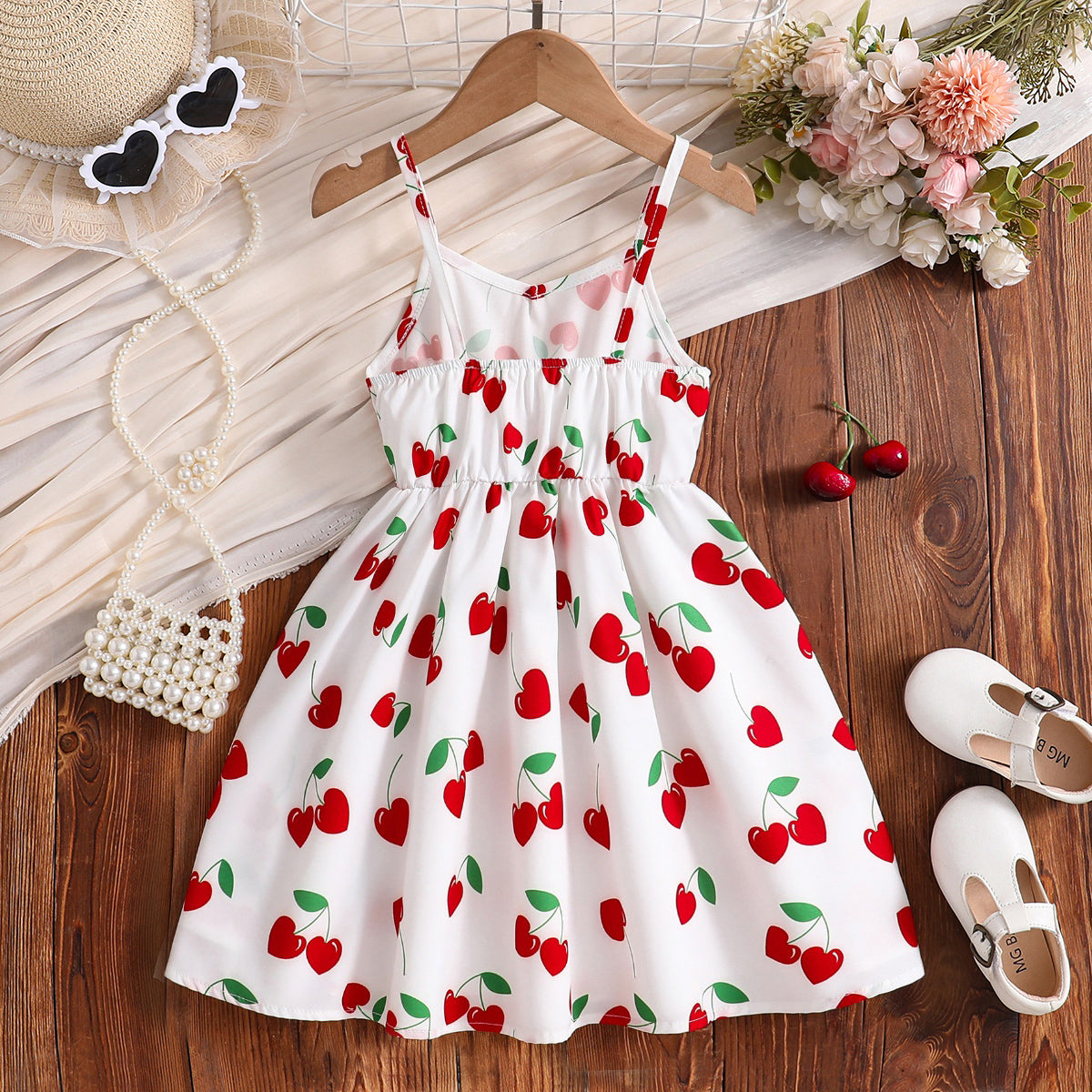 Girls White Heart Printed Sleeveless Dress Casual Dresses