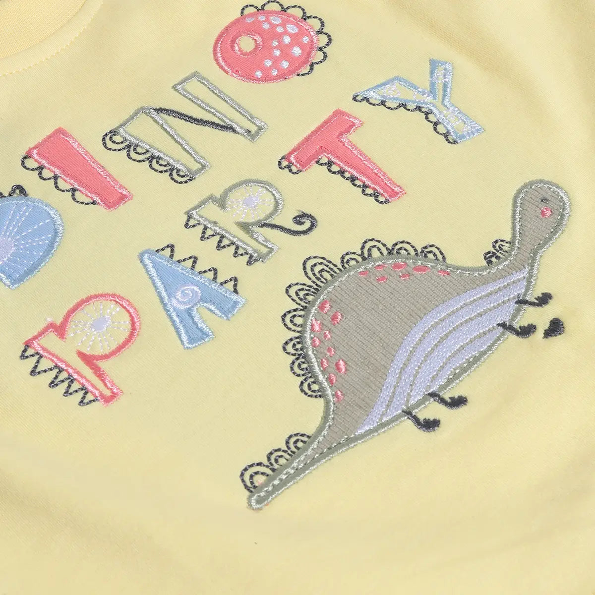Boys Yellow Patch Embroidered T-Shirt With Shorts Sets Sets
