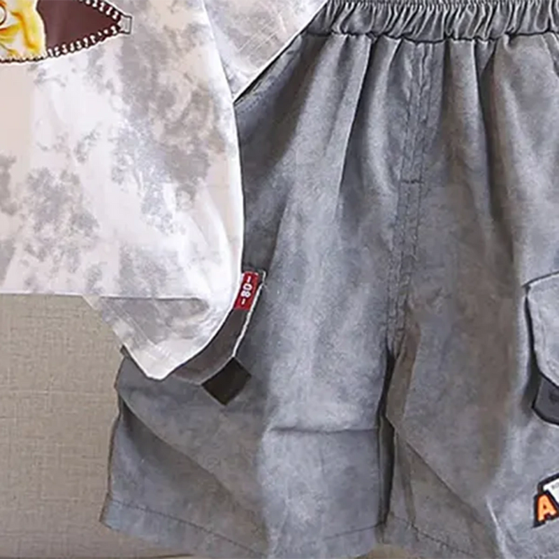 Boys Grey Graphics & Tie-dye Printed T-Shirt With Cargo Shorts Sets Sets