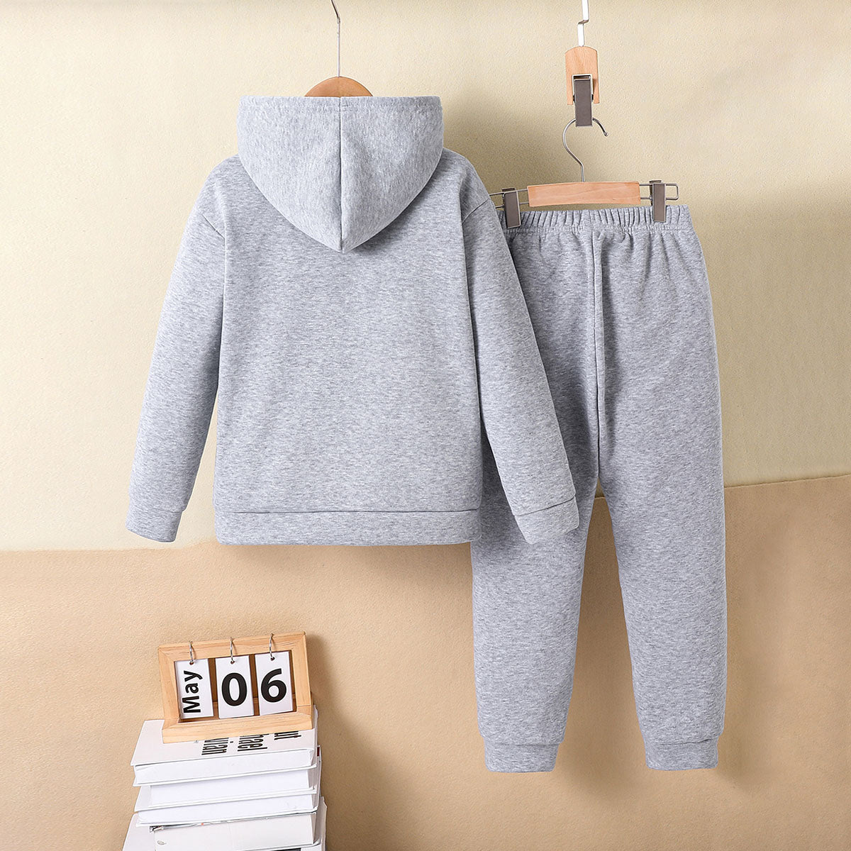 Boys Grey Melange Star Printed Hooded Sweatshirt with Joggers Set Sets