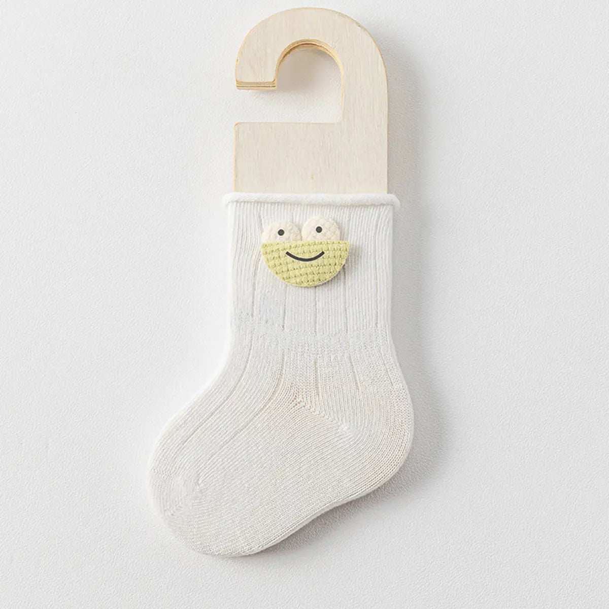 Pack of 4 White Animal Applique Ankle Length Socks Socks