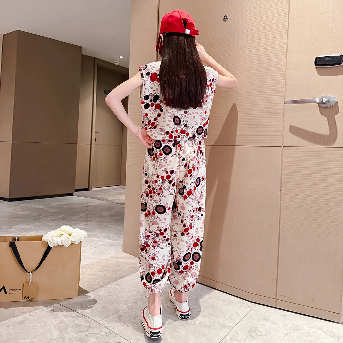 Girls Multicolor Floral Print Sleeveless Top With Pants Sets 2 pc. Sets