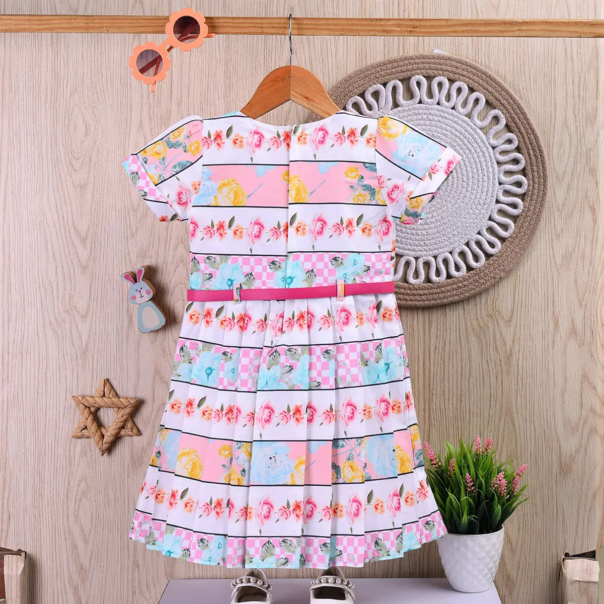 Girls Multicolor Floral Short Sleeve Fit & Flare Dress With Belt Casual Dresses