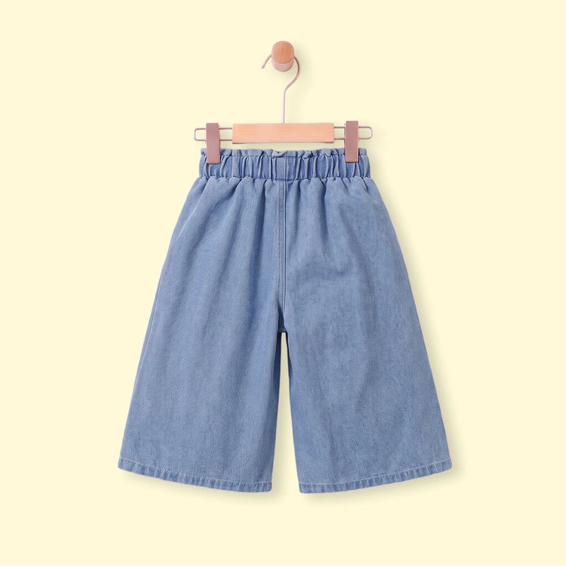 Girls Blue Floral Embroidered Relaxed Fit Denim Pants Pants