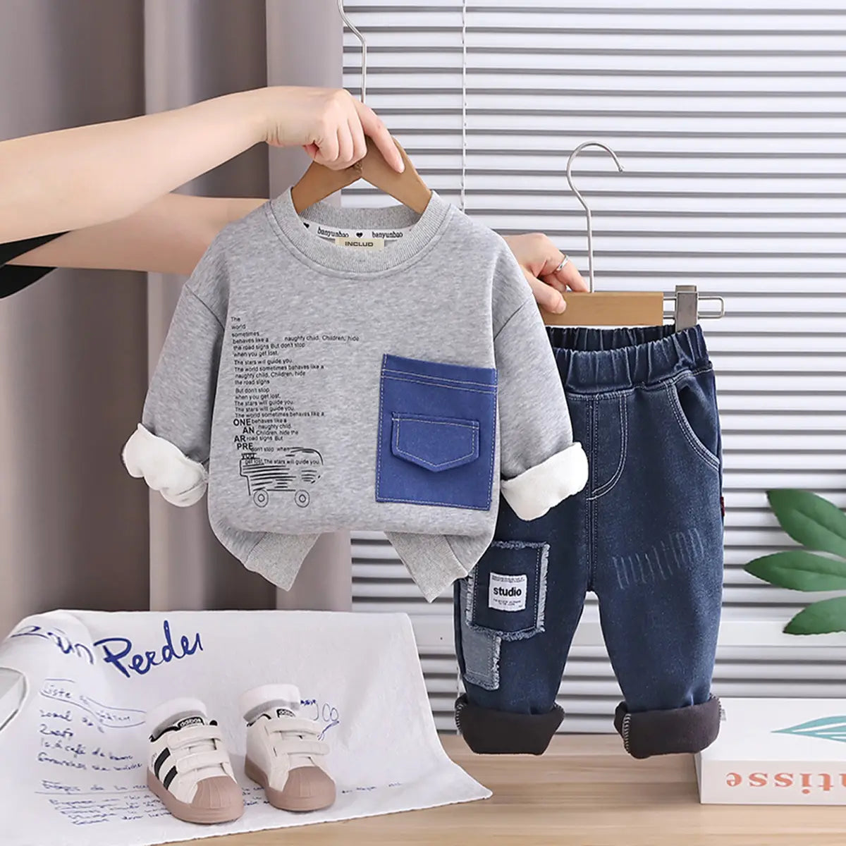 Boys Grey Typographic Printed Sweatshirt With Denim Pants Set Sets Grey 1-2 Y