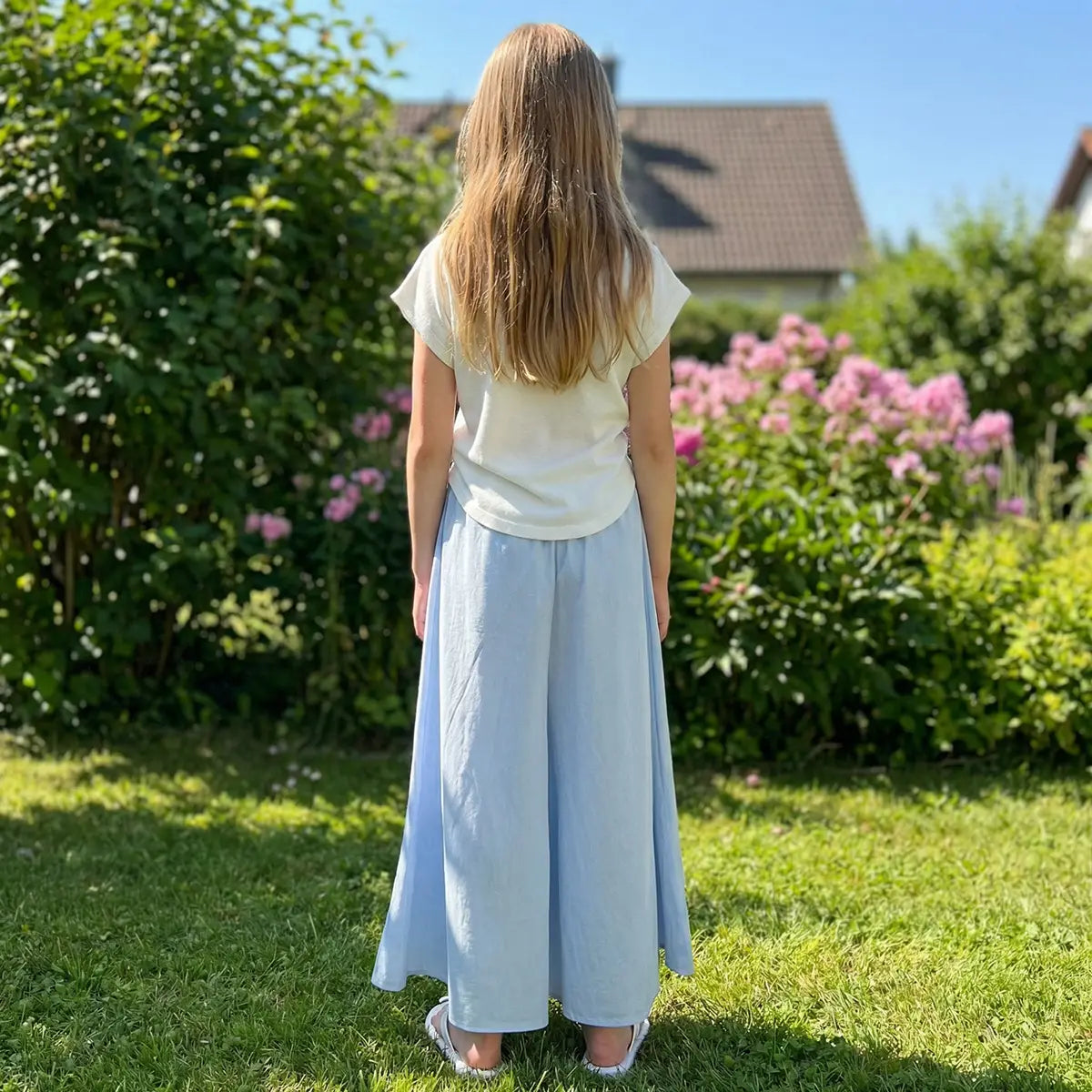 Girls Solid Short Sleeves Ruched Top With Sky Blue Wide -Leg Pant Sets Sets
