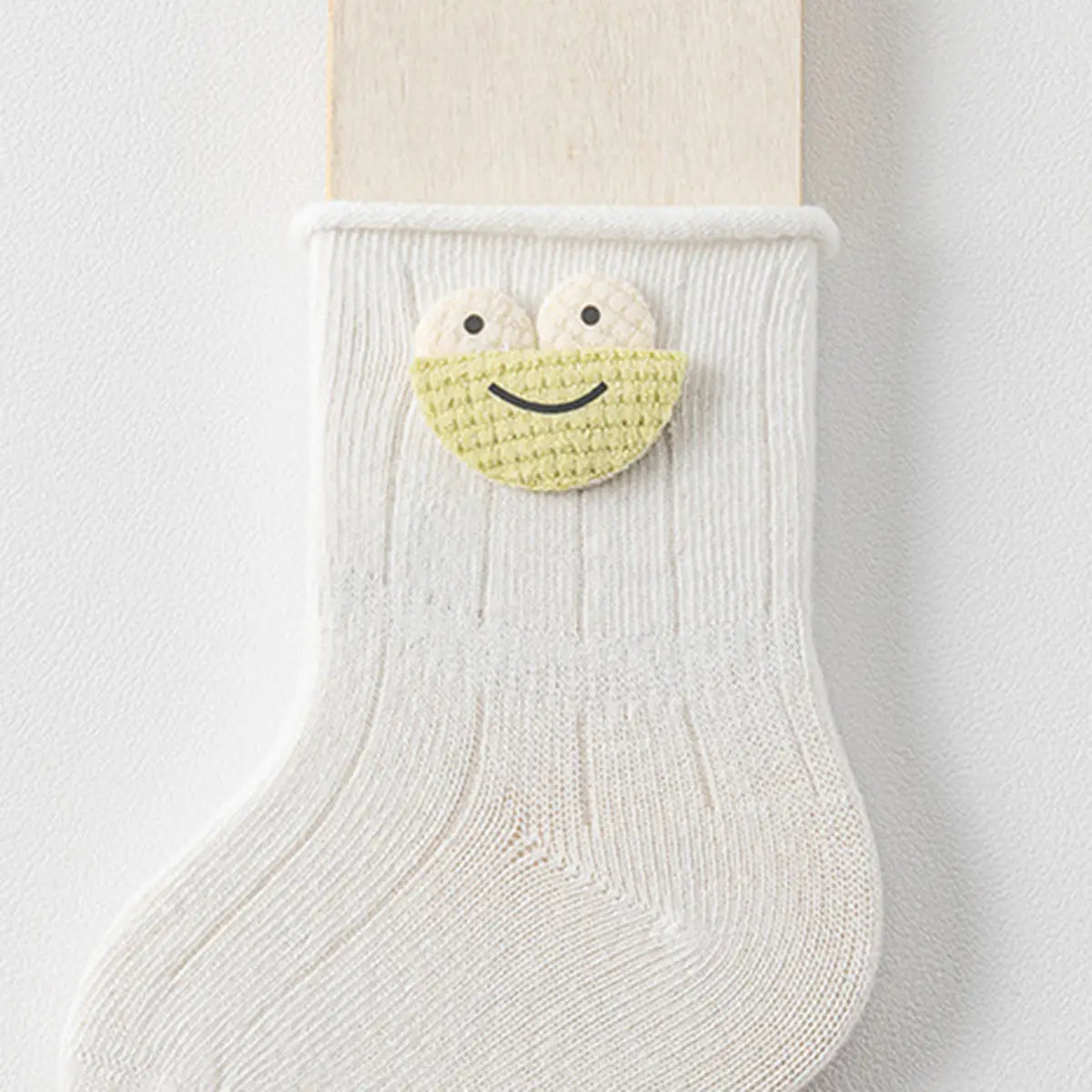 Pack of 4 White Animal Applique Ankle Length Socks Socks