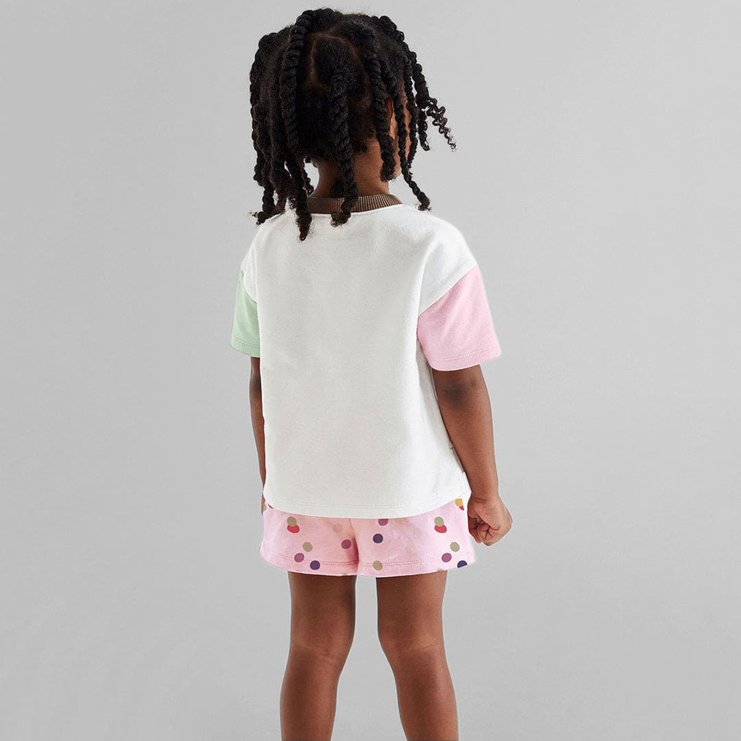 Girls Cartoon Graphic Top With Polka Dot Printed Shorts Sets   