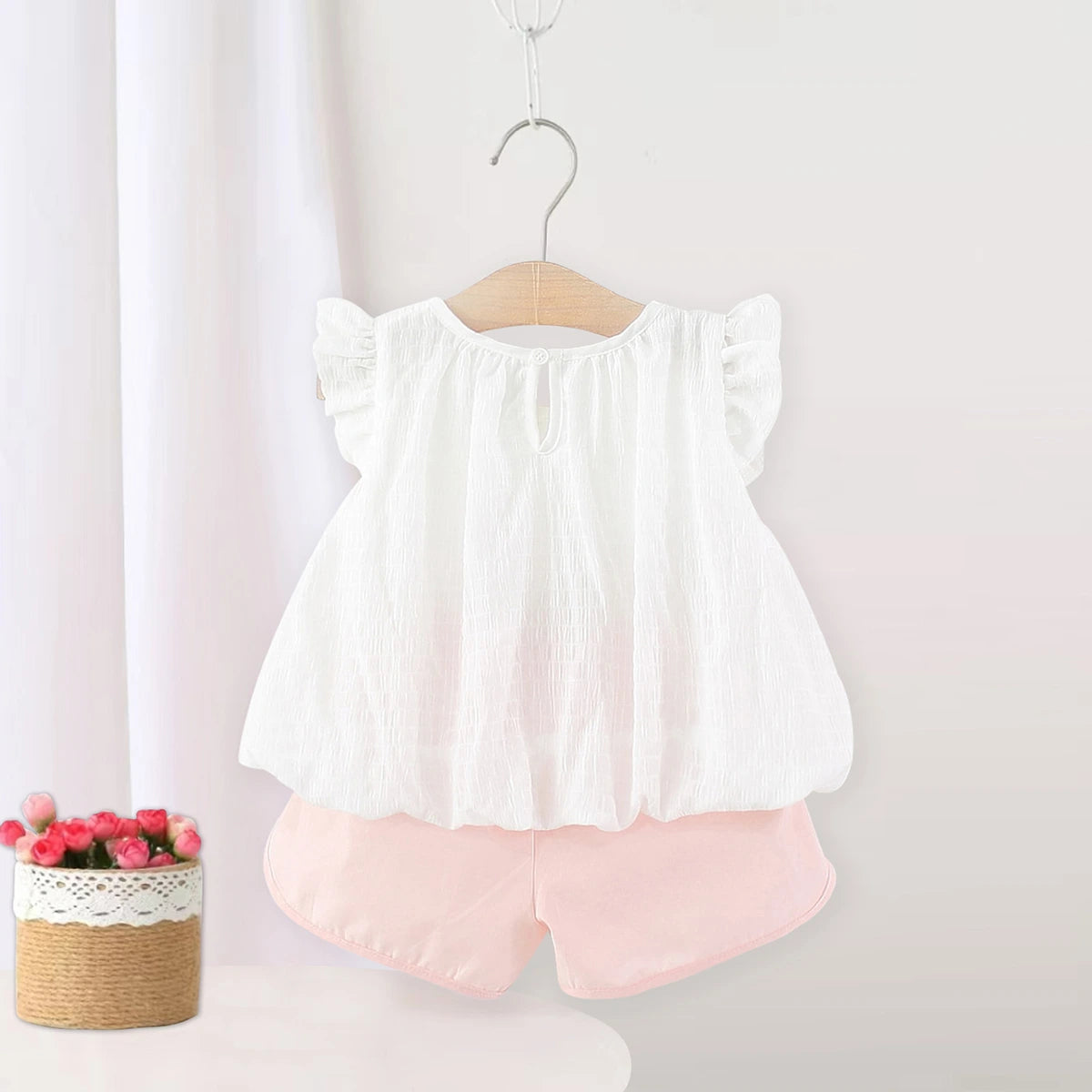 Girls White Textured Sleeveless Top With Elasticated Shorts Sets 2 pc. Sets