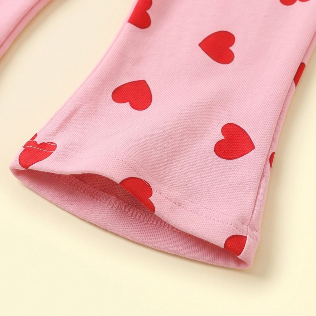 Girls Pink Heart Printed Sweatshirt & Pants Co-ord Sets Sets