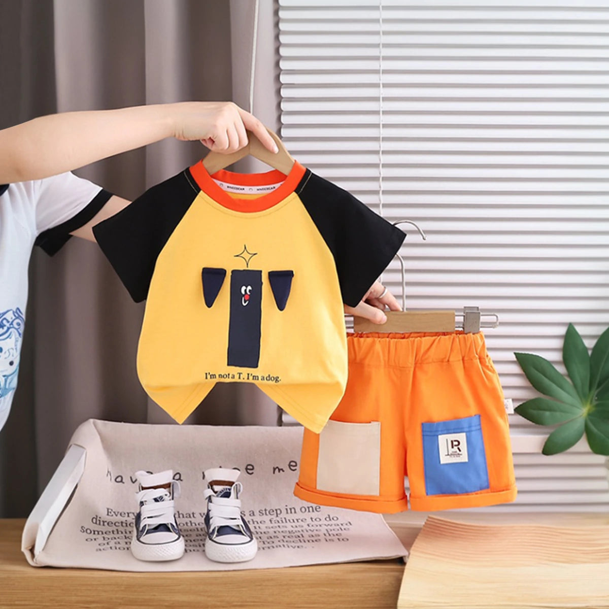 Boys Yellow Dog Applique Raglan Sleeve T-Shirt With Double Pockets Shorts Sets Sets Yellow 1-2 Y