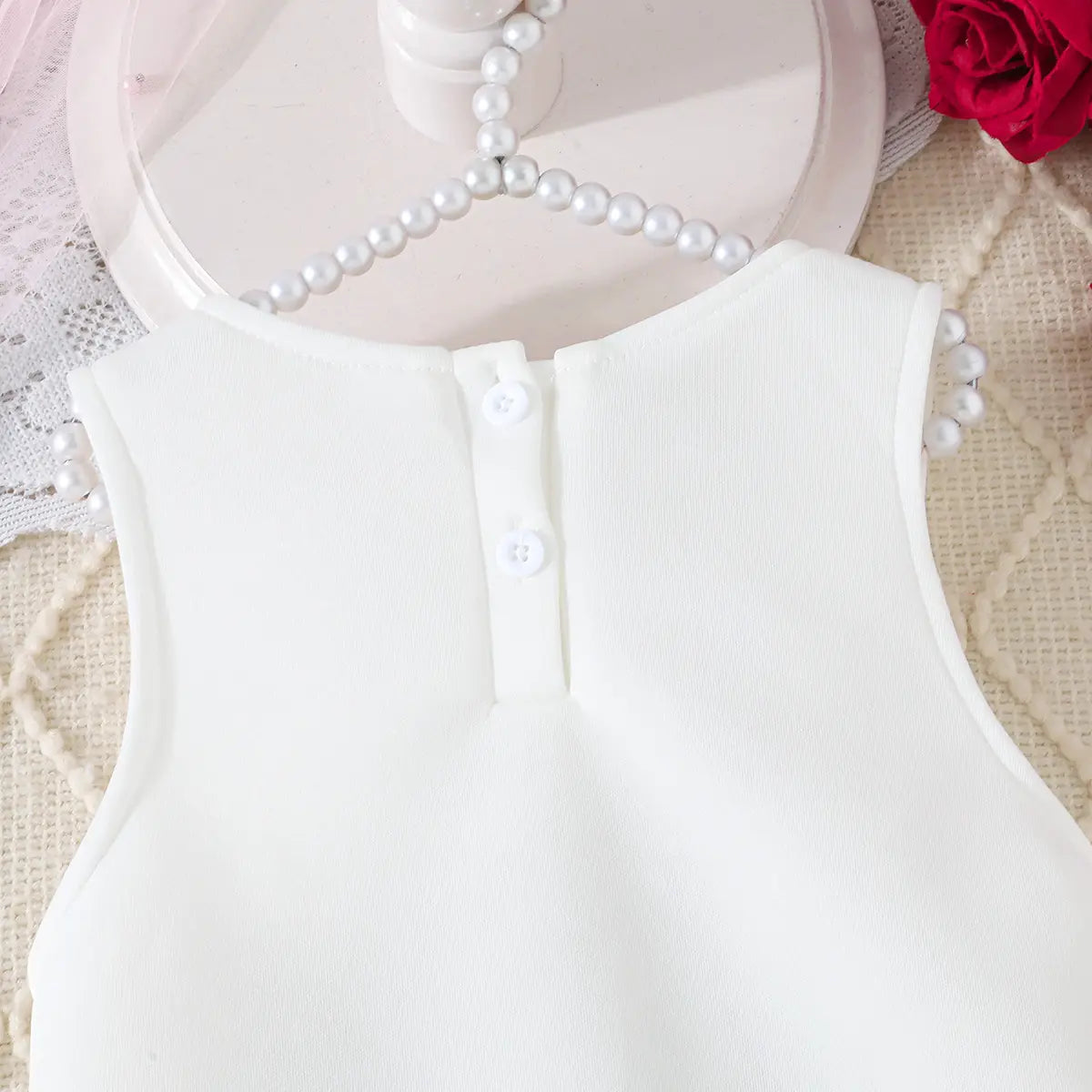 Girls White Sleeveless A-line Dress With Large 3D Flowers Applique Casual Dresses