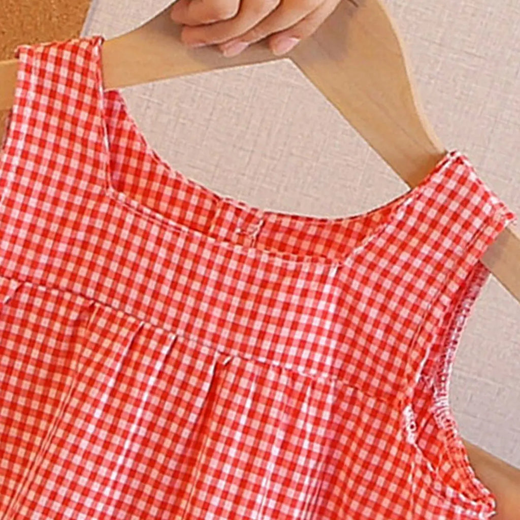 Girls Red Gingham Checked Sleeveless Top With Short Sets Sets