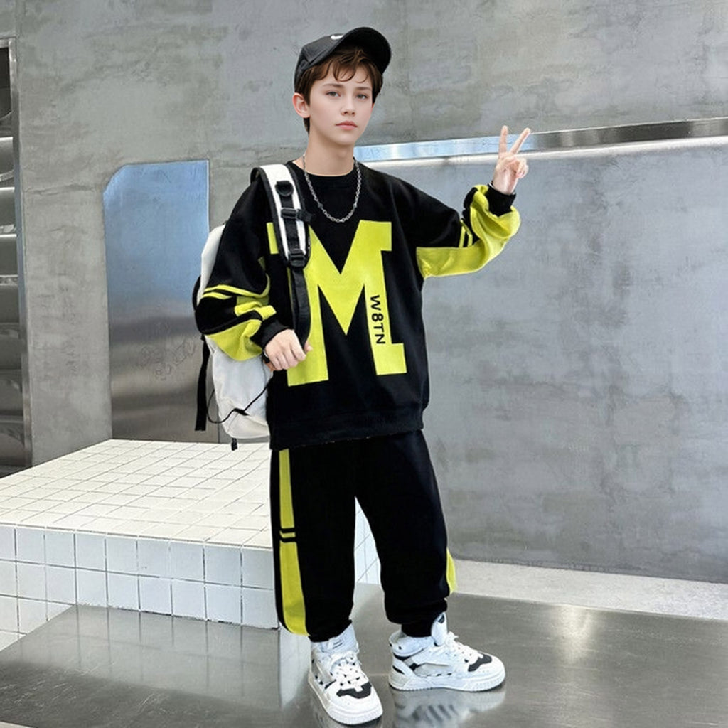 Boys Black Typographic Printed Winter Sweatshirt With Pants Sets 2 pc. Sets Black 5-6 Y