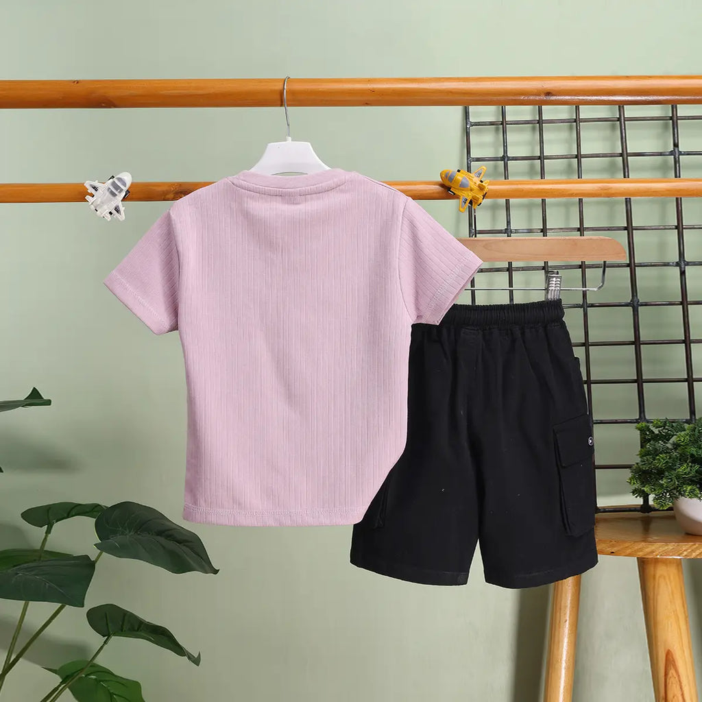 Boys Lilac Typography Printed T-Shirt With Cargo Shorts Sets Sets