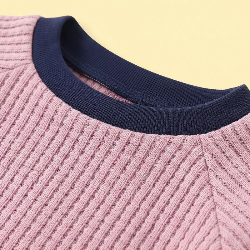 Boys Pink Textured Sweatshirt With Denim Pants Sets Sets