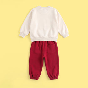 Girls Graphic Sweatshirt With Red Pants Sets Sets