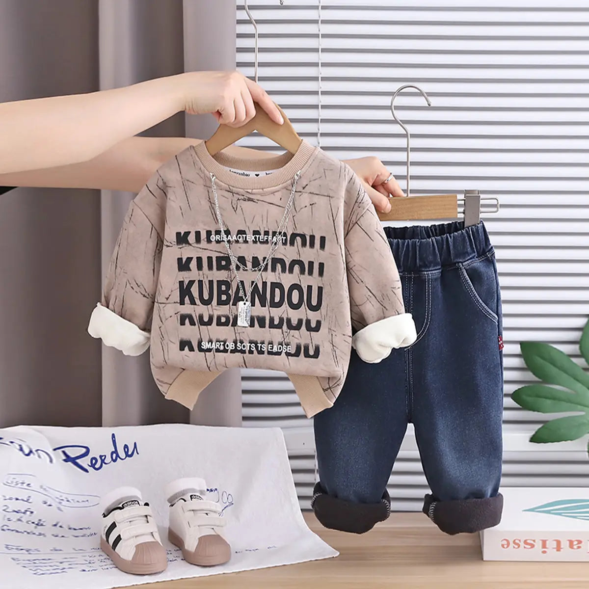 Boys Khaki Typographic Printed Sweatshirt With Denim Pants Set Sets Khaki 1-2 Y