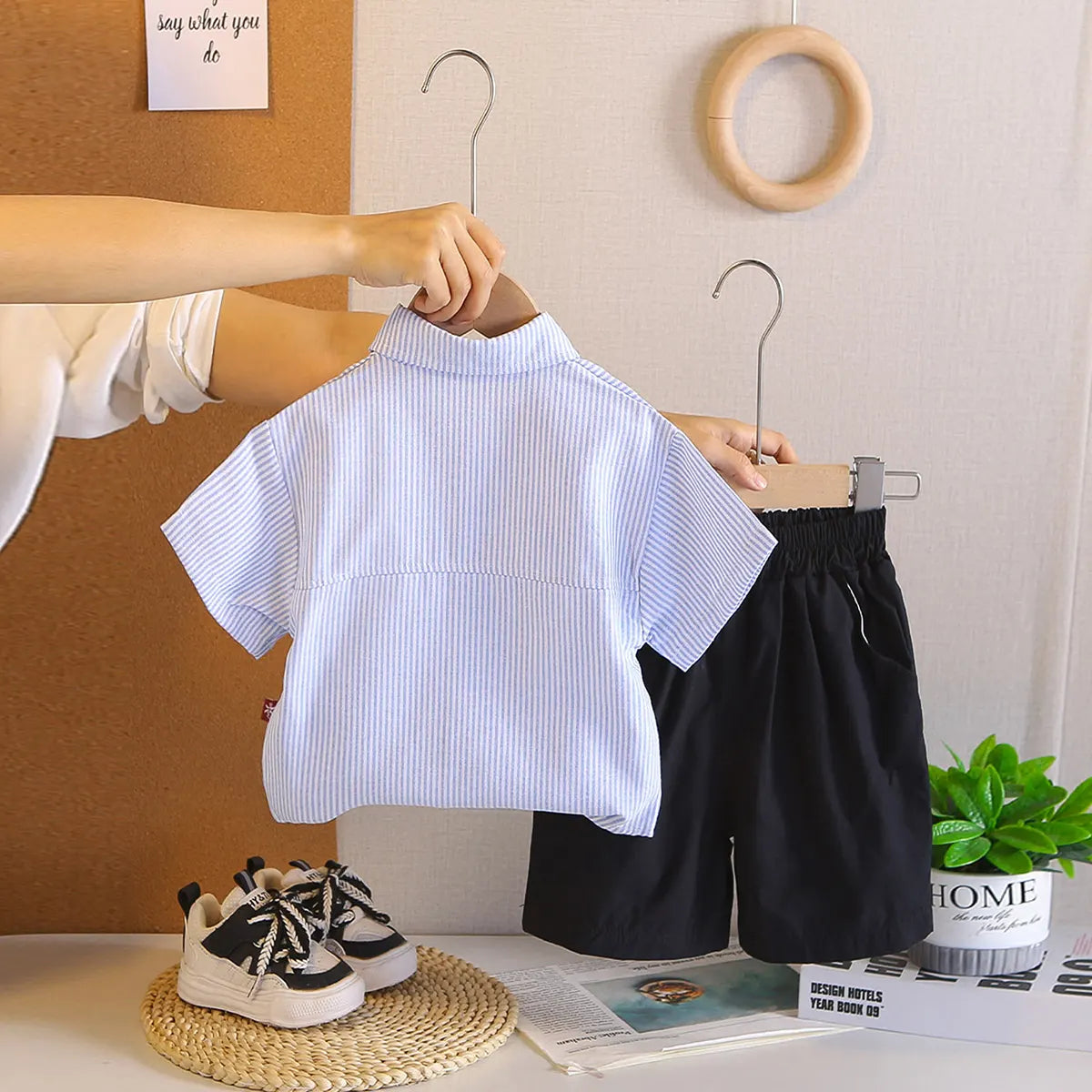 Boys Light Blue Stripes Short Sleeves Shirt With Shorts Sets Sets