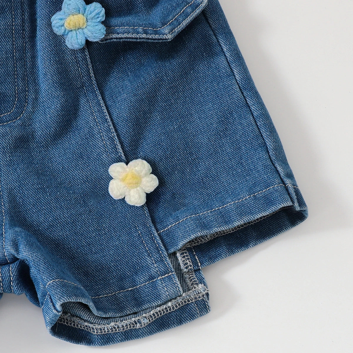 Girls Light Blue Cami Crop Top With Floral Applique Denim Shorts Sets Sets