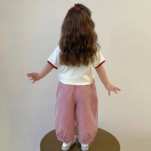 Girls Cream Graphics Short Sleeve T-shirts With Red Checked Pants Sets Sets