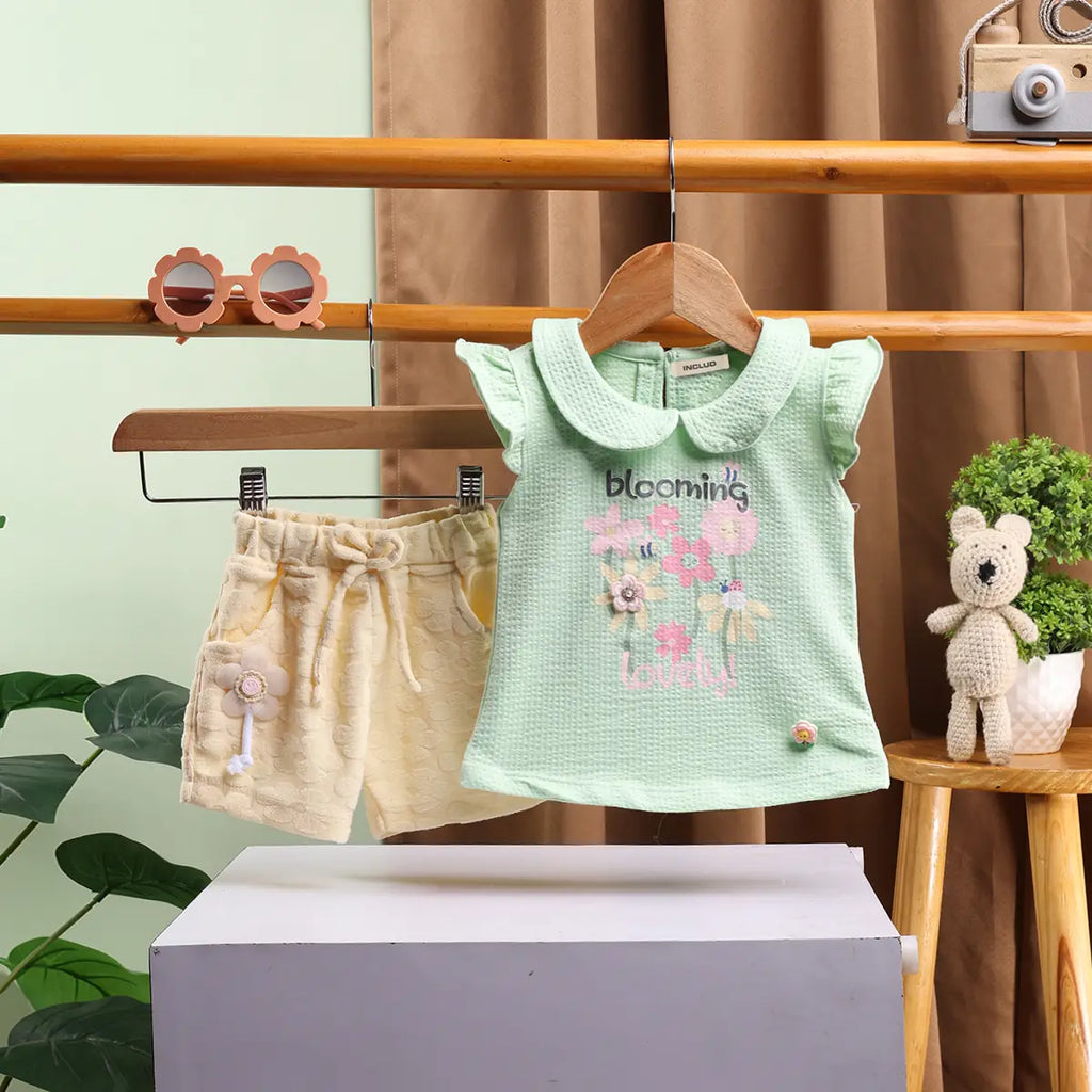 Girls Green Floral Printed T-shirt With Applique Shorts Set 2 pc. Sets Green 0-3 M
