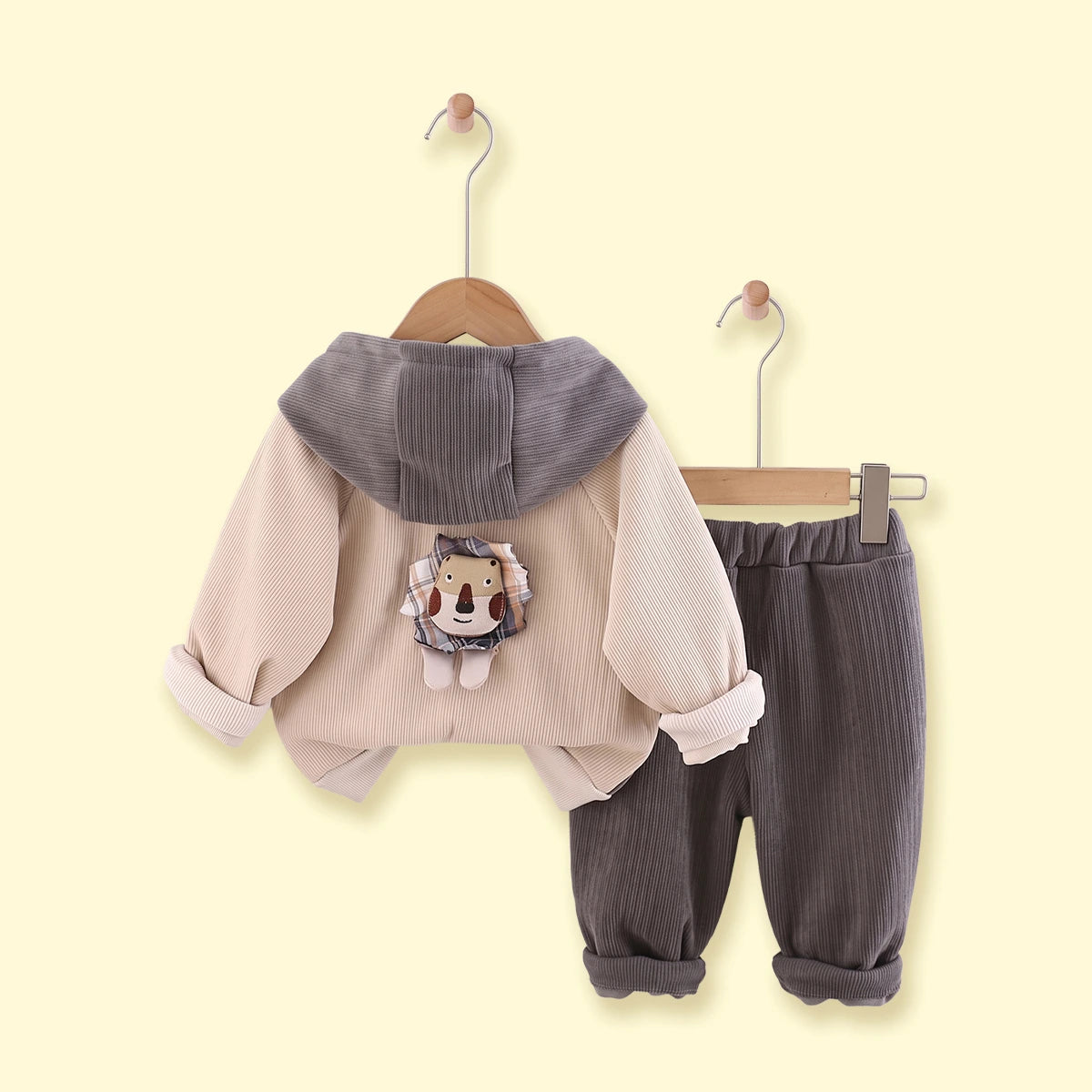 Boys Grey Graphic Sweatshirt & Joggers With T-Shirt Sets Sets