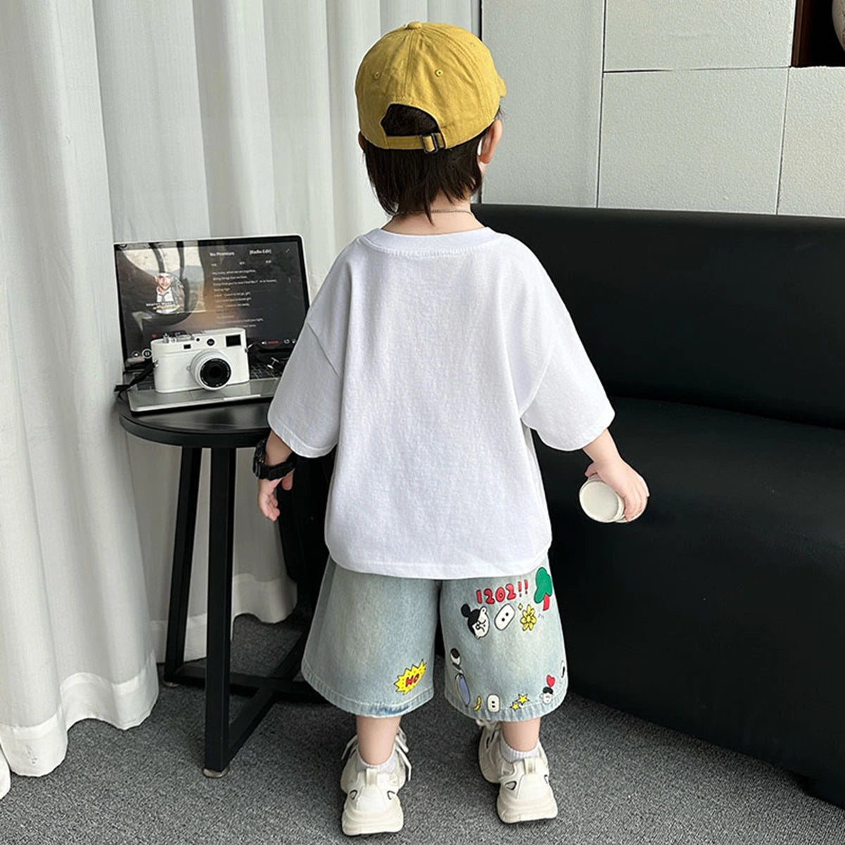 Boys White Graphics Oversized T-Shirt With Denim Cropped Pants Set Sets