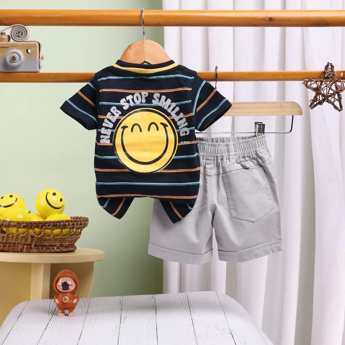 Boys Black Stripes Applique T-Shirt With Elasticated Shorts Sets 2 pc. Sets