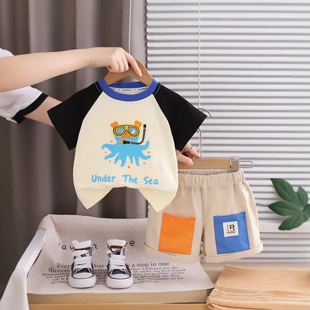Boys Black Octopus Graphic Raglan Sleeve T-Shirt With Elasticated Shorts Sets 2 pc. Sets Black 1-2 Y