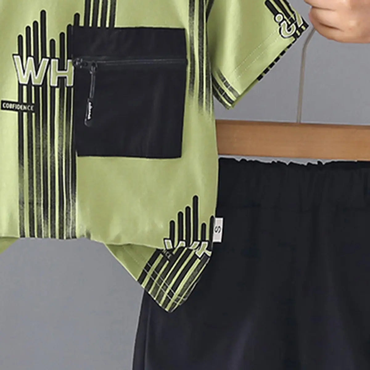 Boys Green Abstract Printed T-Shirt with Elasticated Shorts Sets Sets