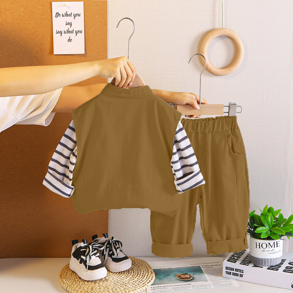 Boys Brown Typographic Printed Sleeveless Jacket With Striped T-Shirt & Pants Set Sets