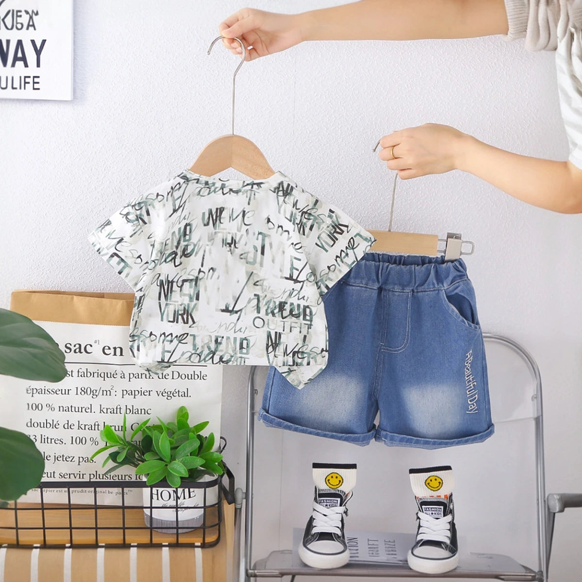 Boys Green Typographic Print T-Shirt With Denim Shorts Set Sets