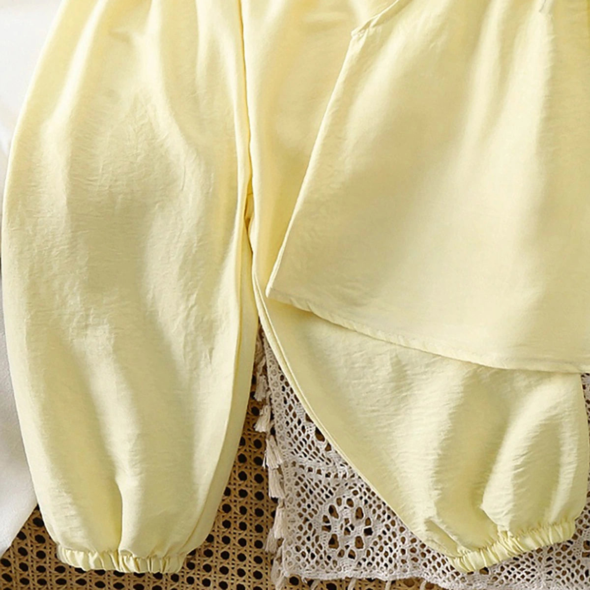Girls Yellow Bow Applique Sleeveless Top With Elasticated Pants Sets 2 pc. Sets