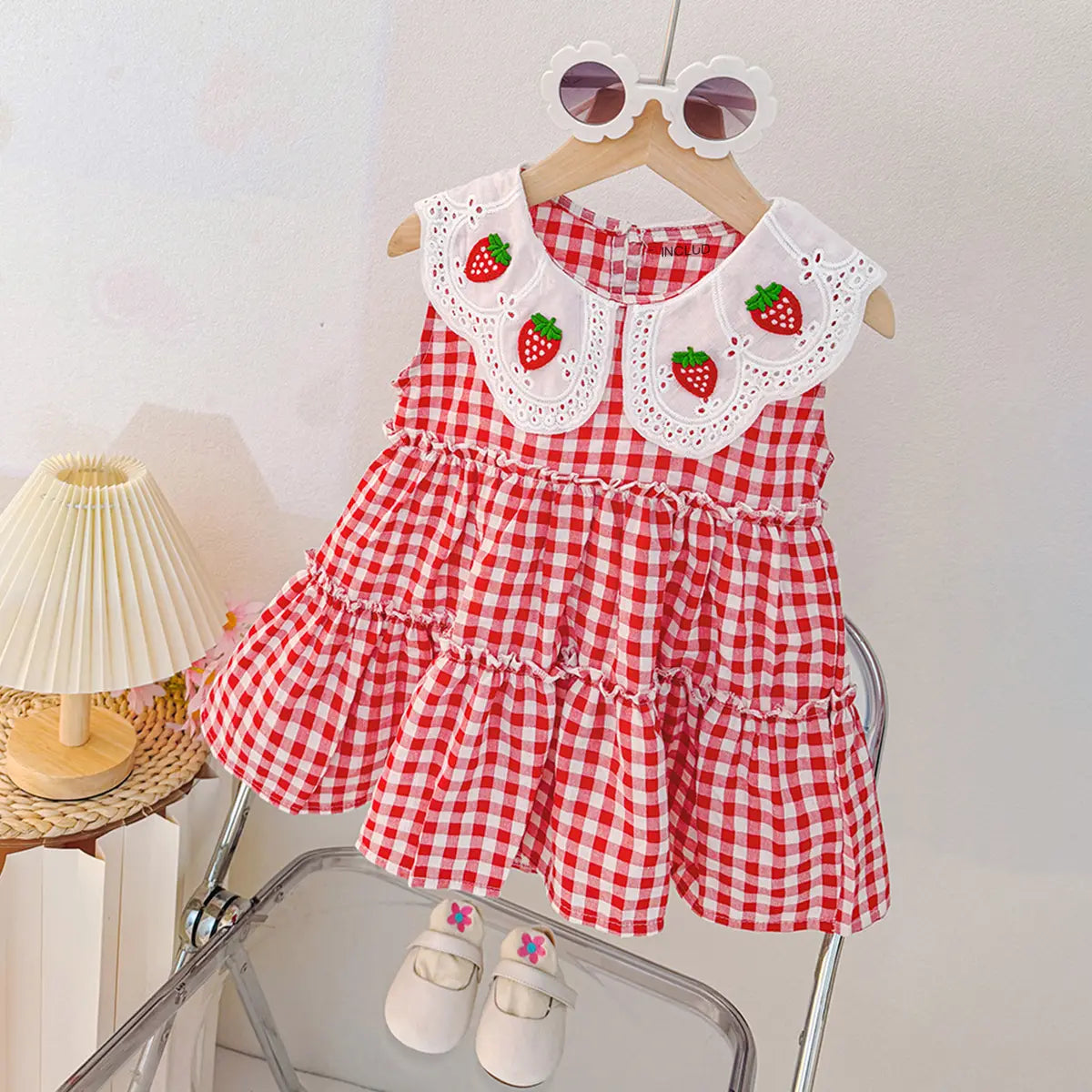 Girls Red Checked Strawberry Applique Sleeveless Tiered Dress Casual Dresses Red 1-2 Y