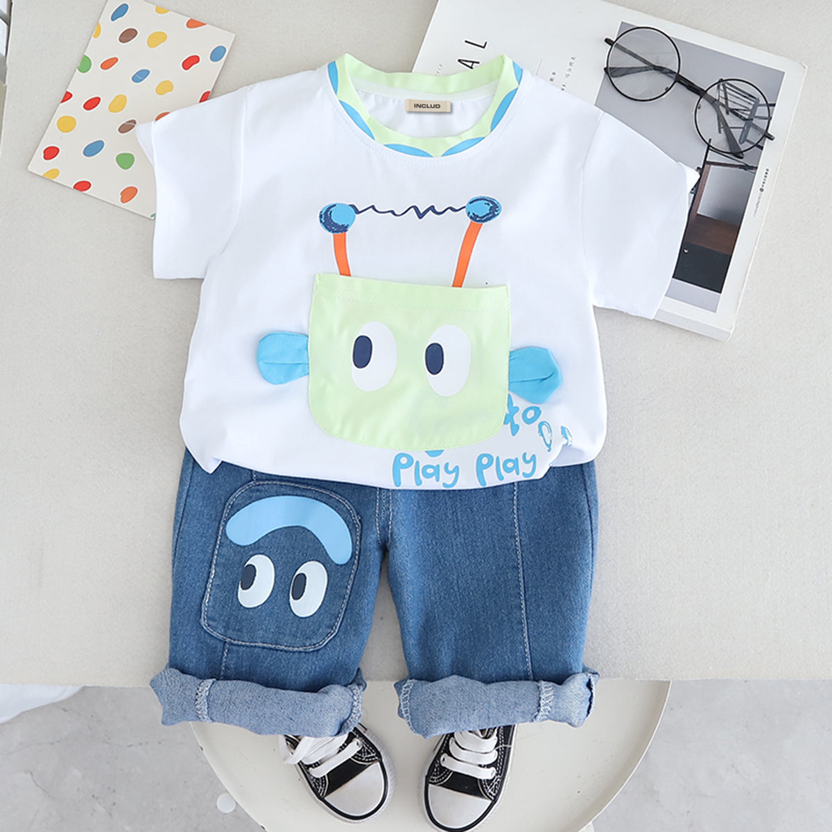Boys White Graphic Patch Pocket Short Sleeves T-Shirt With Denim Pants Set 2 pc. Sets White 1-2 Y
