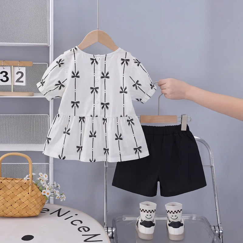 Girls Black Bow Print Puff Sleeve Top With Shorts Sets Sets