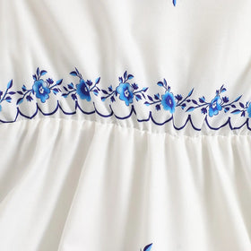Girls White Floral Printed Long Sleeves Fit & Flare Dress Casual Dresses