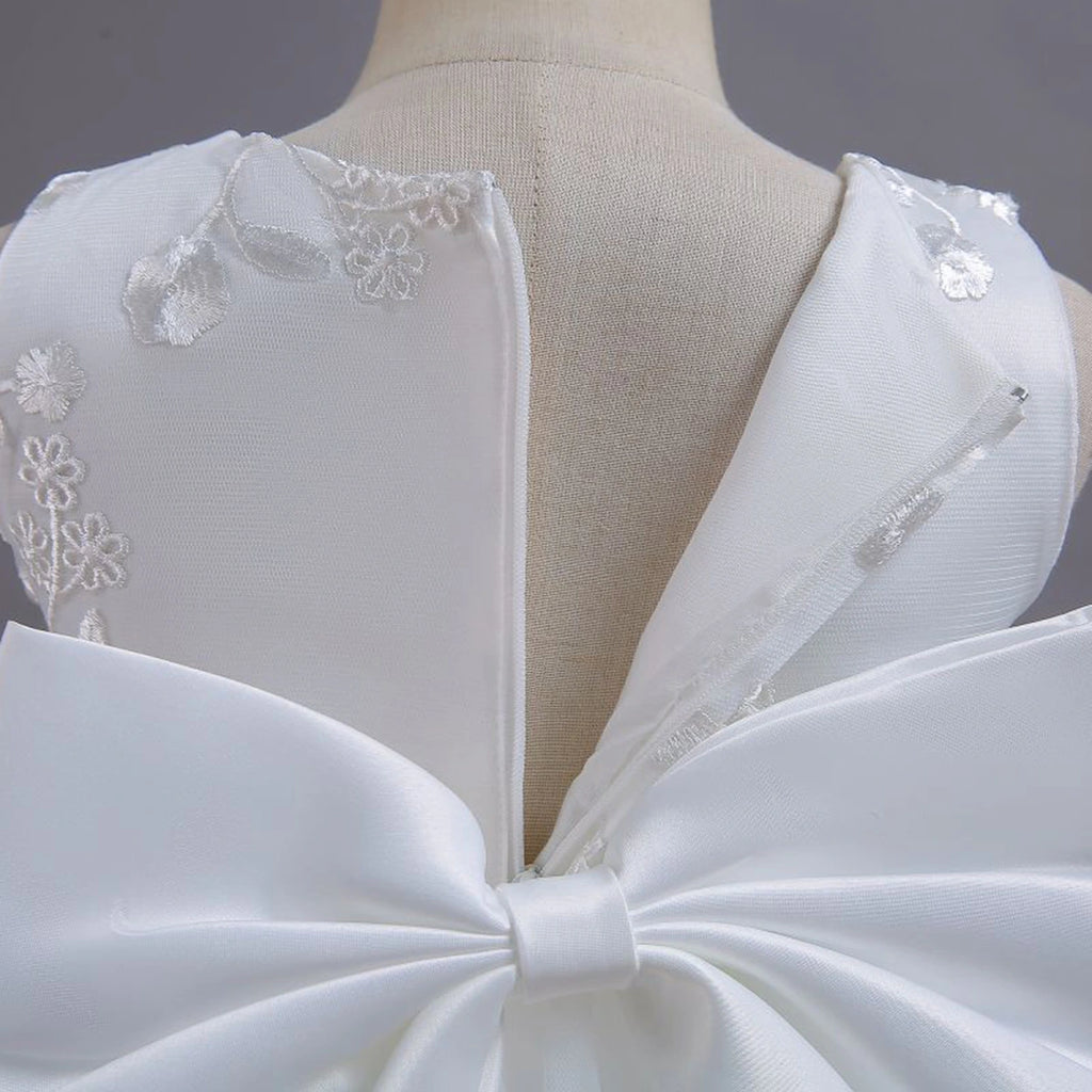 Girls White Embroidered Sleeveless Layered Party Dress With Bow Party Dresses