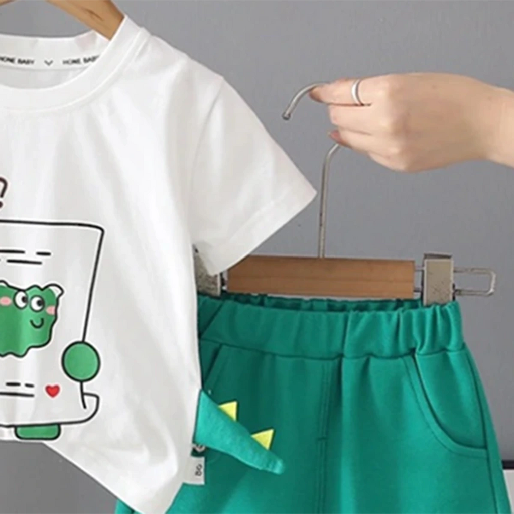 Boys White Graphics Short Sleeves T-Shirt With Shorts Set Sets
