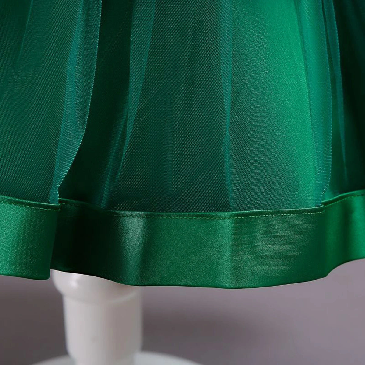 Girls Green Embroidered Sleeveless Layered Party Dress With Bow Party Dresses
