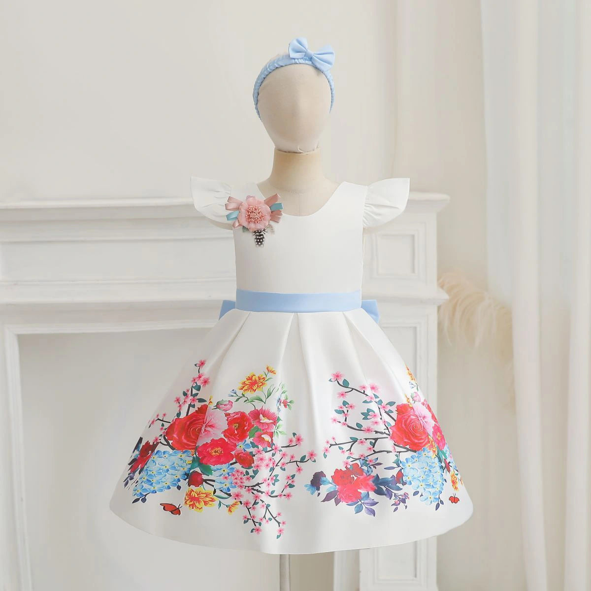 Girls White Floral Print Flutter Sleeve Fit & Flare Party Wear Dress Party Dresses White 1-2 Y