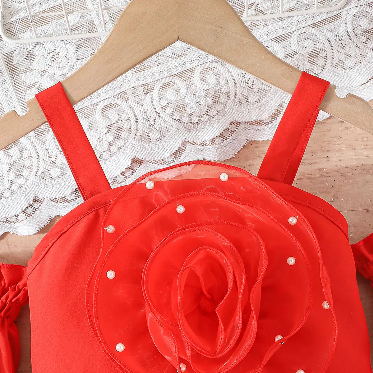 Girls Red Rose Cold Shoulder Top With Heart Embroidered Denim Shorts Sets Sets