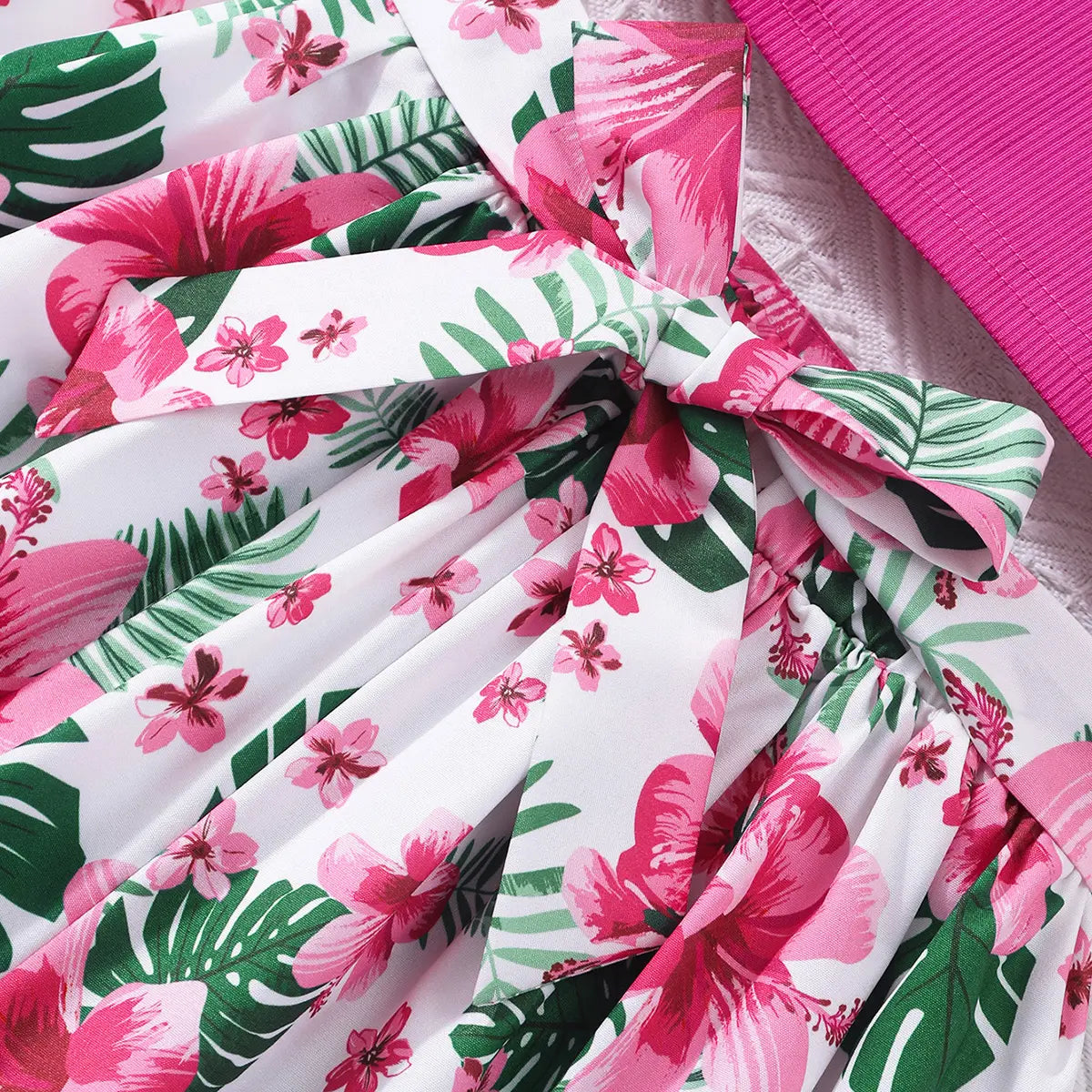 Girls Pink One Shoulder Crop Top With Printed Flared Capri Sets Sets
